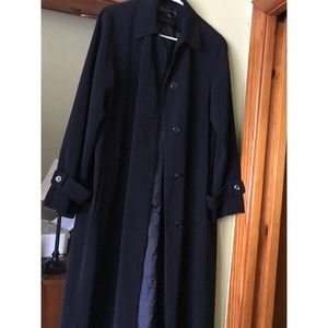 Women’s Trenchcoat Jacket